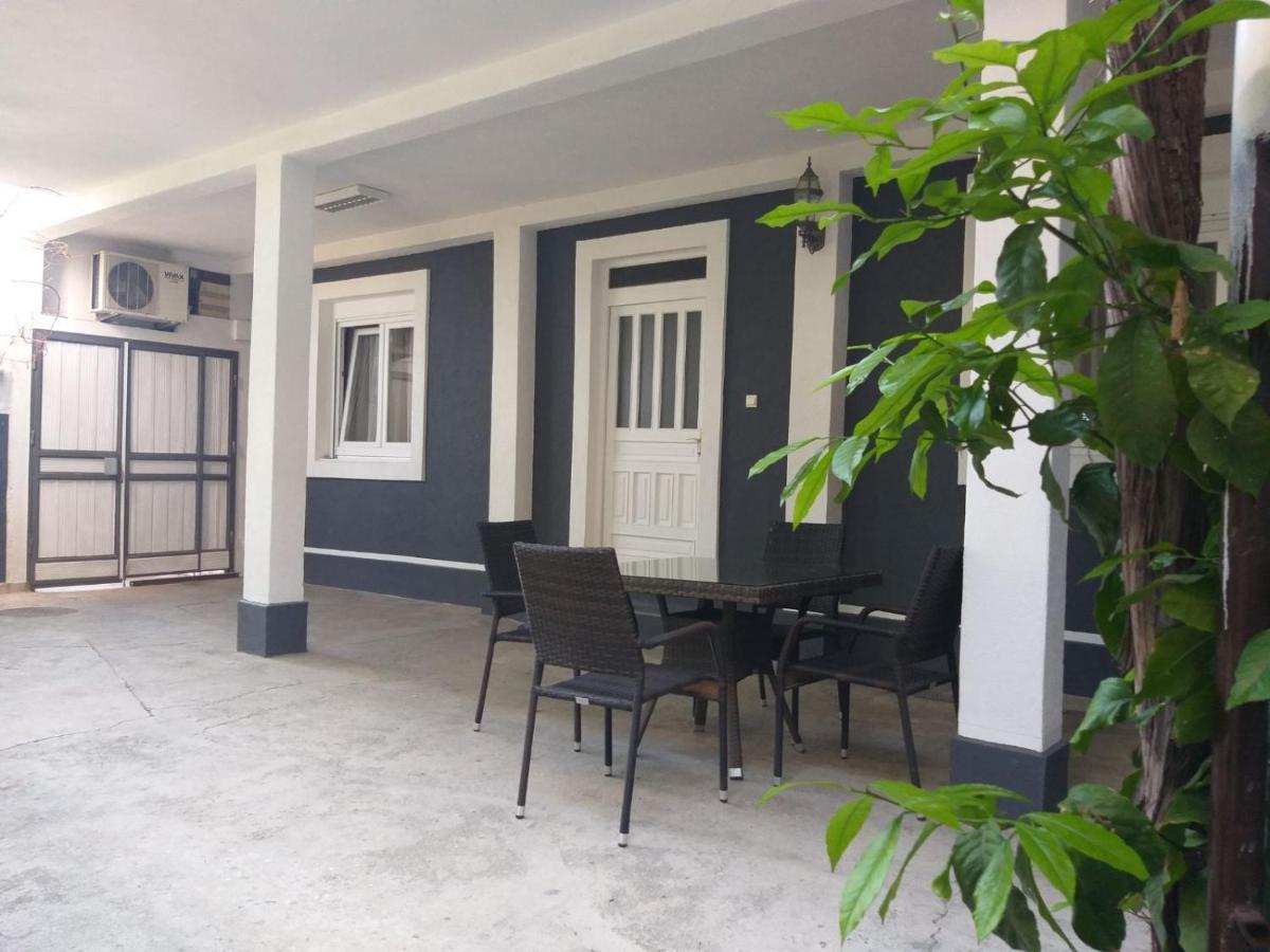 Luka Apartment Ulcinj Luaran gambar