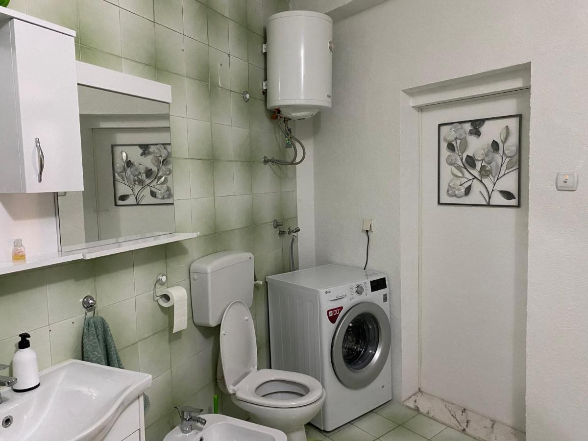Luka Apartment Ulcinj Luaran gambar